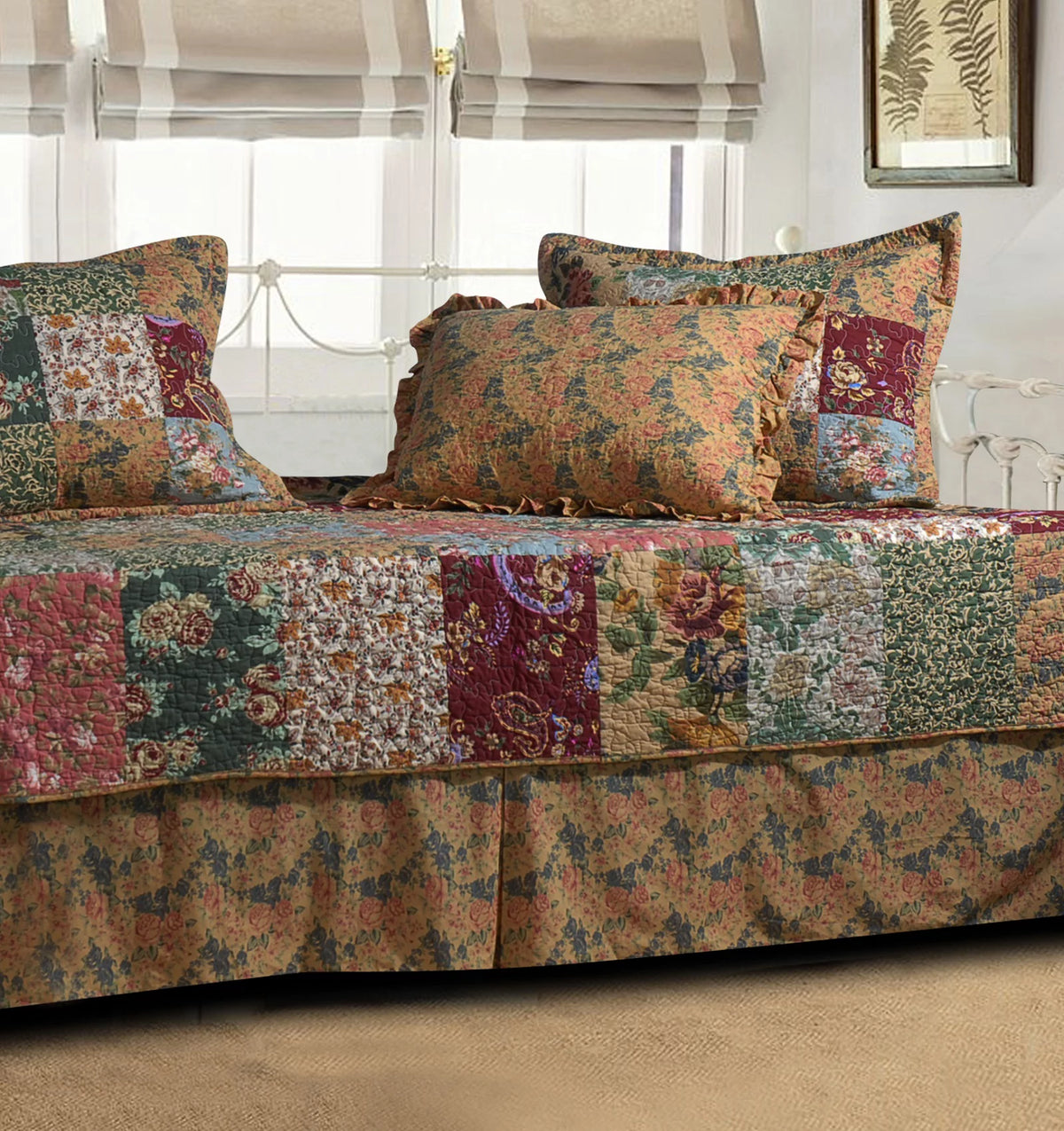100% Cotton Patchwork 5-Piece Daybed Set O655